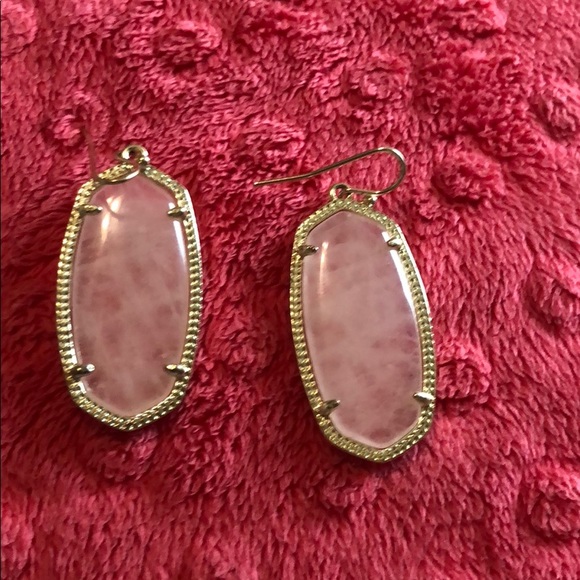 Kendra Scott Jewelry - Gold and rose quartz Kendra Scott Elle earrings
